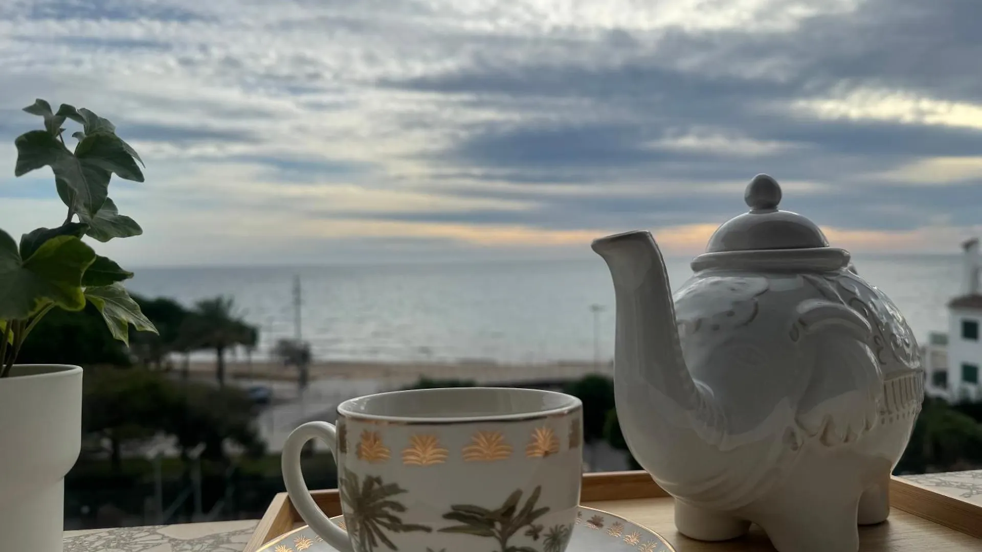 Dorada Tropicana Beach Apartment Cambrils 0*,  Spain